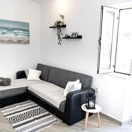 Apartman Murter 2+1 エクステリア 写真